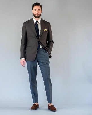 Blue Dress Pants Outfits For Men: Team a dark brown blazer with blue dress pants for a really sharp outfit. Complement this ensemble with brown suede loafers and the whole ensemble will come together.