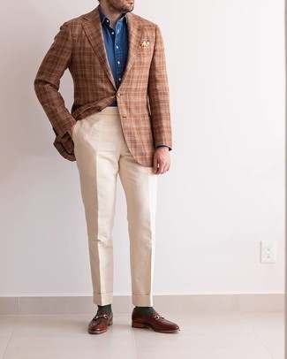 Brown Plaid Blazer Outfits For Men: Undeniable proof that a brown plaid blazer and beige dress pants look awesome when worn together in a classy getup for a modern gent. If you're wondering how to finish, introduce a pair of brown leather loafers to your outfit.