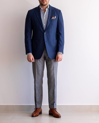 Brown Leather Brogues Outfits: Make a navy blazer and grey dress pants your outfit choice and you'll look like a true fashion maven. Introduce a pair of brown leather brogues to this ensemble to bring a sense of stylish effortlessness to your outfit.