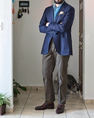 Burgundy Leather Derby Shoes Outfits: Putting together a navy blazer with grey dress pants is an on-point option for a dapper and refined getup. Burgundy leather derby shoes work amazingly well within this look.