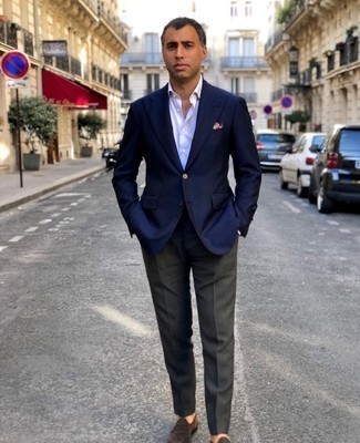 Navy Blazer Warm Weather Outfits For Men: This is undeniable proof that a navy blazer and charcoal dress pants look amazing when married together in an elegant outfit for today's guy. When it comes to footwear, this ensemble pairs well with dark brown suede loafers.