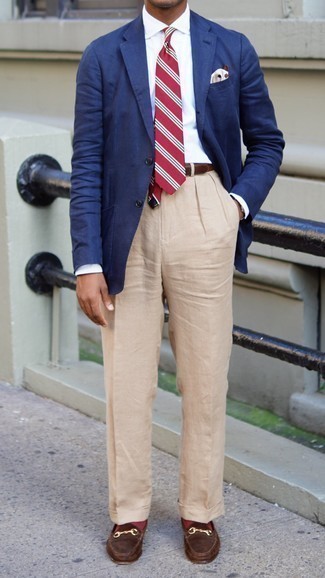 White Print Pocket Square Outfits: If you're scouting for a bold casual and at the same time dapper outfit, dress in a navy blazer and a white print pocket square. A cool pair of dark brown suede loafers is a simple way to transform your ensemble.