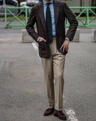 Tobacco Suede Tassel Loafers Outfits: This is irrefutable proof that a dark brown blazer and khaki dress pants look amazing when you team them up in an elegant outfit for today's guy. Tobacco suede tassel loafers pull the look together.