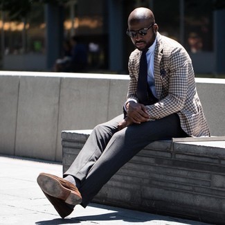 Brown Gingham Blazer Outfits For Men: Wear a brown gingham blazer and charcoal dress pants - this look is guaranteed to make women go weak in the knees. Brown suede loafers are a stylish complement to this look.