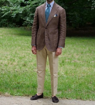 Multi colored Pocket Square Outfits: This off-duty combo of a brown blazer and a multi colored pocket square is a tested option when you need to look stylish in a flash. Complement your look with dark brown suede tassel loafers for a masculine aesthetic.