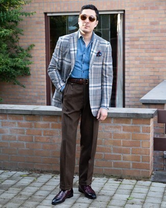 Blue Pocket Square Outfits: A grey plaid blazer and a blue pocket square are a nice look to have in your off-duty arsenal. Burgundy leather monks will easily lift up even your most comfortable clothes.