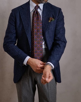 Navy Blazer Dressy Outfits For Men: Putting together a navy blazer and grey wool dress pants is a surefire way to infuse your closet with some manly refinement.