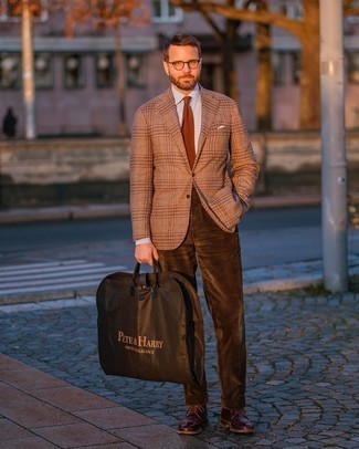 Leather Derby Shoes Outfits: Loving the way this combination of a tan plaid blazer and dark brown corduroy dress pants instantly makes a man look polished and stylish. If you're clueless about how to finish off, a pair of leather derby shoes is a never-failing option.