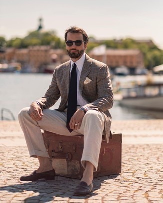 White Dress Shirt Dressy Outfits For Men: This refined pairing of a white dress shirt and beige linen dress pants is a frequent choice among the stylish men. Puzzled as to how to finish off? Complete your getup with a pair of dark brown leather loafers for a more casual feel.