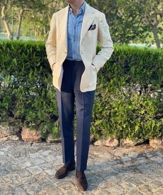 Navy and White Print Pocket Square Outfits: A beige blazer and a navy and white print pocket square are a good outfit to keep in your closet. You can get a little creative in the shoe department and elevate this getup by sporting dark brown suede loafers.
