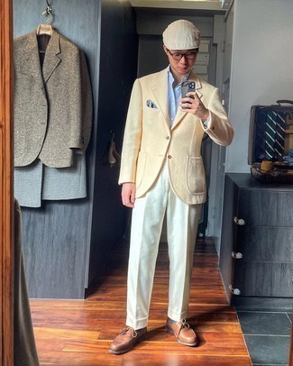 Men's Outfits 2021: This elegant pairing of a beige wool blazer and white dress pants will allow you to display your styling skills. For something more on the daring side to finish your ensemble, add a pair of brown leather boat shoes to the equation.