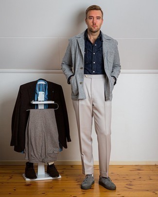 Beige Dress Pants Outfits For Men: This polished combo of a grey blazer and beige dress pants will cement your sartorial expertise. Does this ensemble feel too perfect? Invite a pair of charcoal suede low top sneakers to shake things up.
