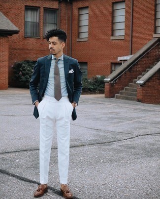 Brown Leather Tassel Loafers Outfits: A navy blazer and white dress pants? Make no mistake, this look will make heads turn. Let your outfit coordination credentials truly shine by complementing your look with brown leather tassel loafers.