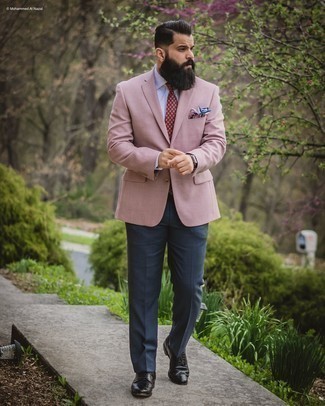 Navy Dress Pants Outfits For Men: Teaming a pink blazer with navy dress pants is a savvy pick for a sharp and polished ensemble. If you wish to instantly tone down this look with shoes, why not introduce black leather brogues to the equation?