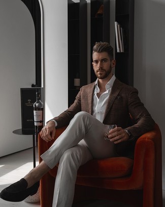 Dark Brown Plaid Wool Blazer Dressy Outfits For Men: Marrying a dark brown plaid wool blazer and grey dress pants is a fail-safe way to infuse rugged sophistication into your current routine. Black suede loafers integrate smoothly within a multitude of combos.