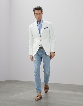 Tan Leather Loafers Outfits For Men: This combo of a white blazer and light blue ripped jeans is a safe bet for an effortlessly cool ensemble. Finishing with a pair of tan leather loafers is the simplest way to breathe a touch of refinement into your look.