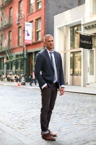 Dark Brown Jeans Outfits For Men: Putting together a charcoal blazer with dark brown jeans is a good idea for a casually classic outfit. Channel your inner Ryan Gosling and smarten up your outfit with brown leather derby shoes.