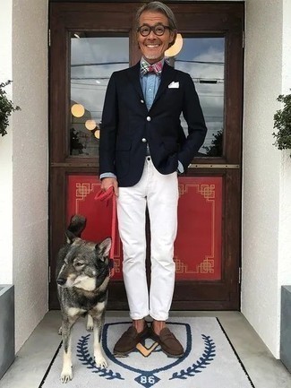 White and Red and Navy Bow-tie Outfits For Men: Extremely dapper and comfortable, this pairing of a navy blazer and a white and red and navy bow-tie will provide you with variety. Here's how to smarten up this look: dark brown leather loafers.