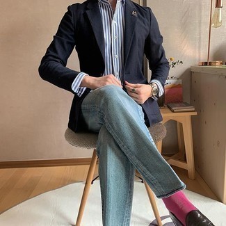 Hot Pink Socks Outfits For Men: This combo of a navy blazer and hot pink socks is hard proof that a simple casual ensemble can still be really interesting. Complete your outfit with dark brown leather loafers to avoid looking too casual.