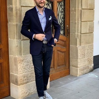 White and Navy Pocket Square Outfits: This laid-back combination of a navy blazer and a white and navy pocket square comes to rescue when you need to look good but have no time. Finishing with a pair of grey suede low top sneakers is the most effective way to inject a bit of polish into this look.