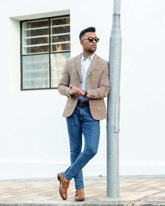 Tan Houndstooth Wool Blazer Outfits For Men: A tan houndstooth wool blazer and blue jeans are the kind of a no-brainer casual combo that you need when you have no extra time. You could perhaps get a little creative on the shoe front and dress up your look by wearing brown leather double monks.
