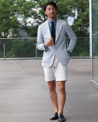 Light Blue Vertical Striped Seersucker Blazer Outfits For Men: A light blue vertical striped seersucker blazer and white shorts are among the crucial items in any gent's well-balanced casual closet. Bump up the classiness of this look a bit by rocking a pair of black leather loafers.