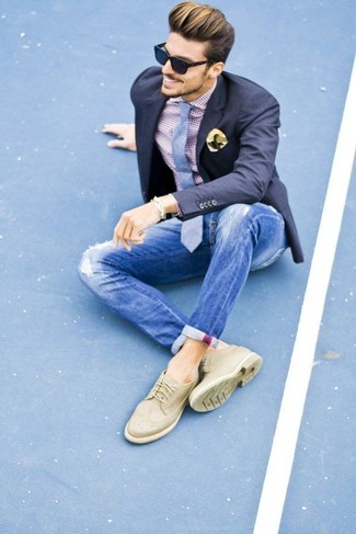 Tan Suede Brogues Outfits: To don a casual outfit with a twist, you can go for a navy blazer and blue ripped skinny jeans. If you want to easily class up this look with one single piece, why not introduce a pair of tan suede brogues to this getup?