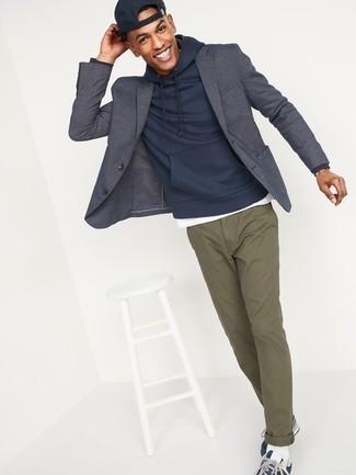 Navy Blazer Fall Outfits For Men: Combining a navy blazer with olive chinos is a great choice for a semi-casual look. Feeling experimental? Dress down your outfit with a pair of navy and white athletic shoes. There's nothing like a cool outfit to spice up a gloomy autumn day.