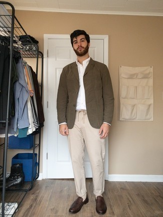 Brown Blazer Outfits For Men: Breathe a polished touch into your current styling repertoire with a brown blazer and beige chinos. Dark brown leather loafers are a fail-safe way to inject an extra touch of polish into your look.