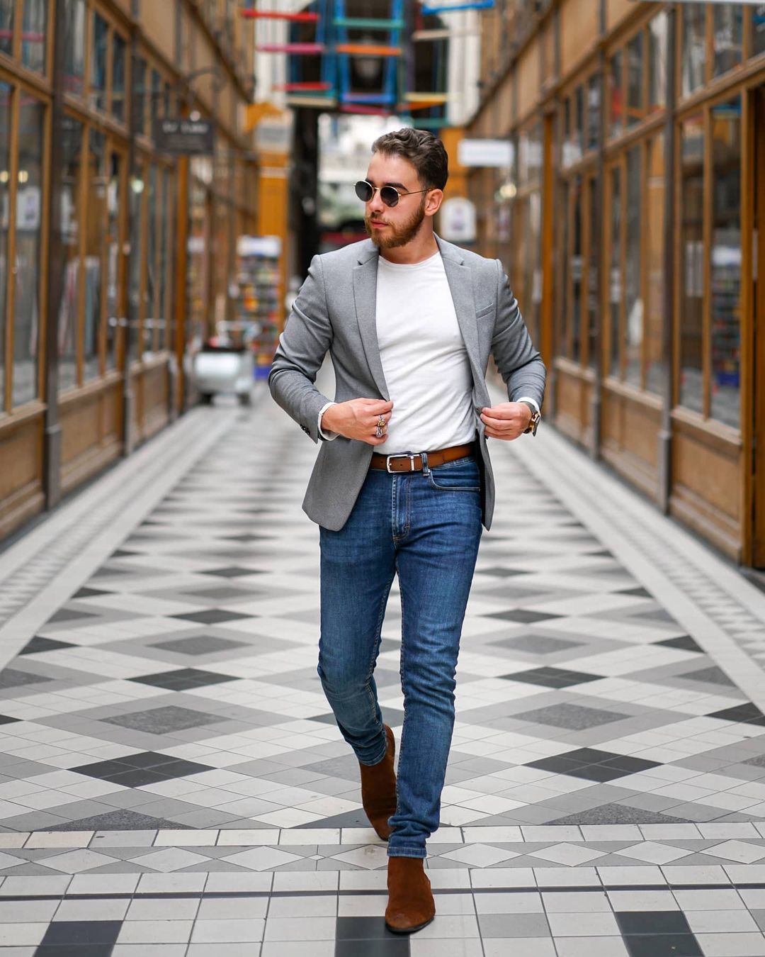 Men's Grey Blazer, White Long Sleeve T-Shirt, Blue Skinny Jeans