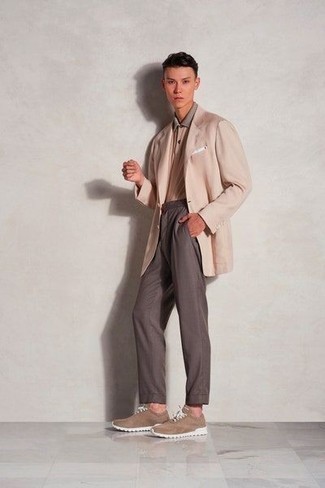Beige Blazer Outfits For Men: For a casually stylish look, make a beige blazer and brown chinos your outfit choice — these items play really good together. Introduce tan athletic shoes to the mix to easily amp up the street cred of this getup.