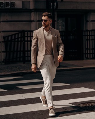 Beige Polo Outfits For Men: If you'd like take your casual look to a new level, make a beige polo and white chinos your outfit choice. A pair of brown canvas low top sneakers will be a stylish addition to your ensemble.