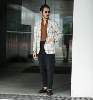 White Plaid Blazer Outfits For Men: Get into dandy mode in a white plaid blazer and black dress pants. Add a pair of burgundy leather tassel loafers to your outfit and off you go looking boss.