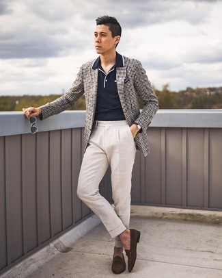 Dark Brown Gingham Blazer Outfits For Men: Pairing a dark brown gingham blazer and beige dress pants is a surefire way to infuse your current lineup with some masculine refinement. Introduce a pair of dark brown suede loafers to the mix and off you go looking boss.