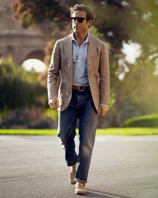 Tobacco Canvas Belt Outfits For Men: When the setting allows casual urban styling, consider teaming a tan plaid blazer with a tobacco canvas belt. Hesitant about how to finish your outfit? Rock a pair of beige suede loafers to rev up the wow factor.