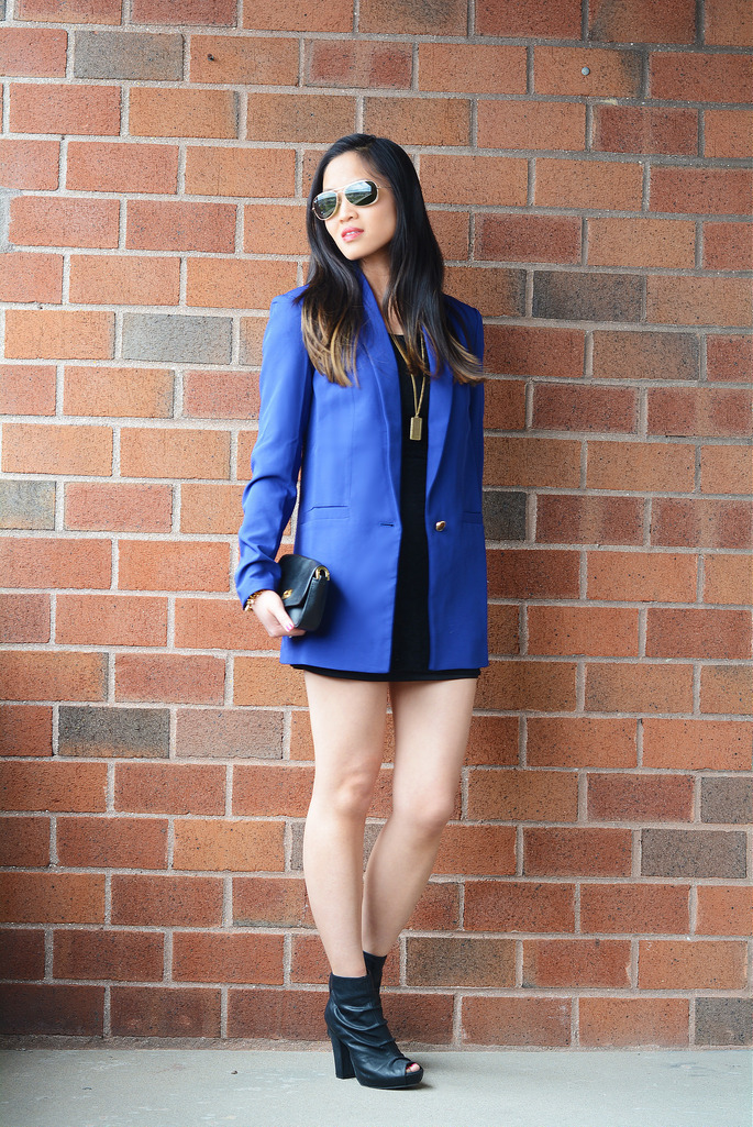 Women's Blue Blazer, Black Shift Dress, Black Cutout Leather Ankle Boots,  Black Leather Clutch | Lookastic