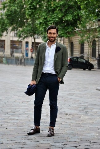 Olive Blazer Outfits For Men: Putting together an olive blazer with navy chinos is an amazing option for an effortlessly stylish ensemble. Want to break out of the mold? Then why not complement your outfit with a pair of dark brown leather double monks?