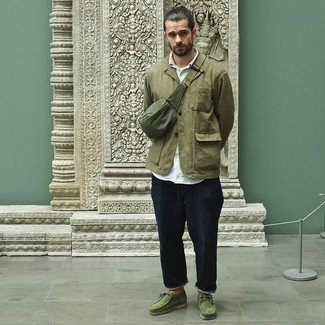 Green Suede Desert Boots Outfits: If you're hunting for an off-duty but also seriously stylish look, rock an olive check wool blazer with navy jeans. On the shoe front, this look pairs really well with green suede desert boots.