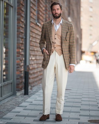 Tan Sweater Vest Outfits For Men: Dapper up in a tan sweater vest and white dress pants. Feel somewhat uninspired with this look? Invite dark brown suede loafers to change things up a bit.