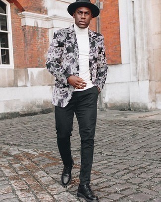Floral Blazer Outfits For Men: Putting together a floral blazer and black chinos is a guaranteed way to infuse style into your daily styling collection. Throw black leather derby shoes in the mix for an instant dressy look.