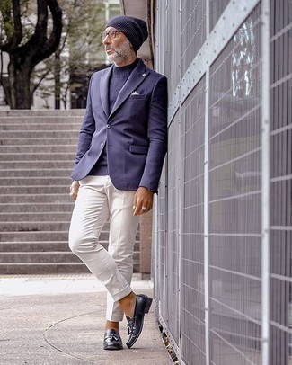 Navy Blazer Spring Outfits For Men: Such items as a navy blazer and white chinos are an easy way to infuse a hint of masculine elegance into your daily off-duty collection. Navy leather tassel loafers will bring a dose of elegance to an otherwise mostly dressed-down outfit. So if you're looking for a look that's seriously stylish but also feels totally spring-appropriate, you found it.