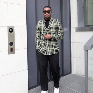 Mint Plaid Blazer Outfits For Men: Go for sophisticated style in a mint plaid blazer and black chinos. White canvas low top sneakers will add an easy-going feel to your outfit.