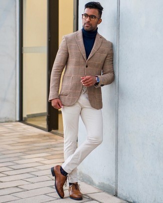 Navy and White Polka Dot Socks Outfits For Men: Parade your prowess in men's fashion by opting for this bold casual combination of a tan houndstooth blazer and navy and white polka dot socks. Unimpressed with this look? Enter a pair of brown leather oxford shoes to mix things up.
