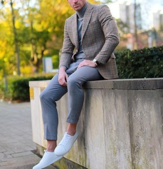 Dark Brown Plaid Blazer Outfits For Men: Marry a dark brown plaid blazer with grey wool dress pants if you're going for a proper, fashionable outfit. For something more on the daring side to finish off your getup, introduce white low top sneakers to the mix.