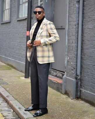 Tan Plaid Blazer Outfits For Men: A tan plaid blazer and charcoal dress pants are absolute essentials if you're piecing together a dapper wardrobe that matches up to the highest sartorial standards. Now all you need is a pair of black leather double monks to complete this outfit.