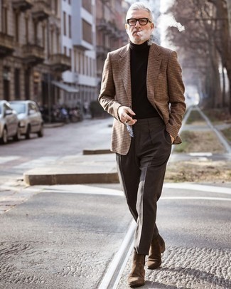 Tobacco Dress Pants Outfits For Men: Try pairing a tan houndstooth blazer with tobacco dress pants to have all eyes on you. Introduce a pair of brown suede chelsea boots to the mix to tie your full look together.