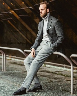 Charcoal Wool Blazer Outfits For Men: Teaming a charcoal wool blazer and grey dress pants is a fail-safe way to inject rugged sophistication into your styling lineup. Complete this outfit with black leather loafers and you're all done and looking spectacular.
