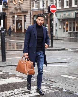 Brown Leather Holdall Outfits For Men: A navy blazer and a brown leather holdall are the perfect way to introduce effortless cool into your casual collection. A cool pair of black leather chelsea boots is the most effective way to infuse a touch of class into this ensemble.