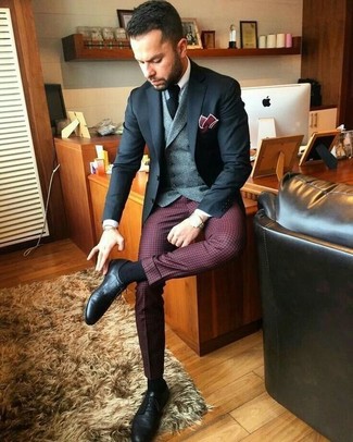 Red Dress Pants Outfits For Men: You'll be surprised at how extremely easy it is to pull together this sophisticated ensemble. Just a black blazer and red dress pants. If in doubt as to what to wear when it comes to shoes, introduce a pair of black leather derby shoes to the equation.