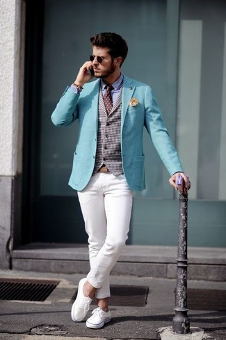 Burgundy Beaded Bracelet Outfits For Men: An aquamarine blazer and a burgundy beaded bracelet are a favorite casual pairing for many sartorial-savvy men. And if you need to instantly perk up this outfit with a pair of shoes, why not complete this outfit with white canvas low top sneakers?